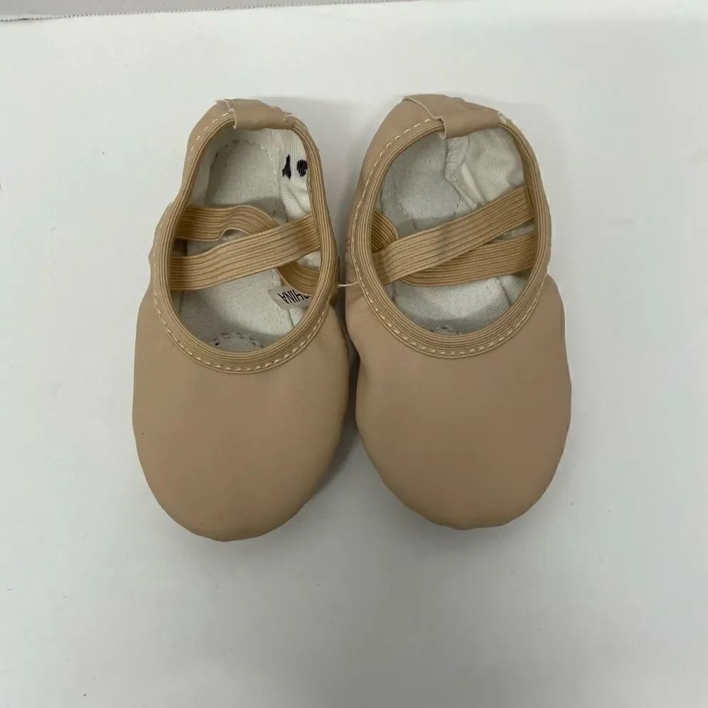 Toddler girls pink ballet slippers